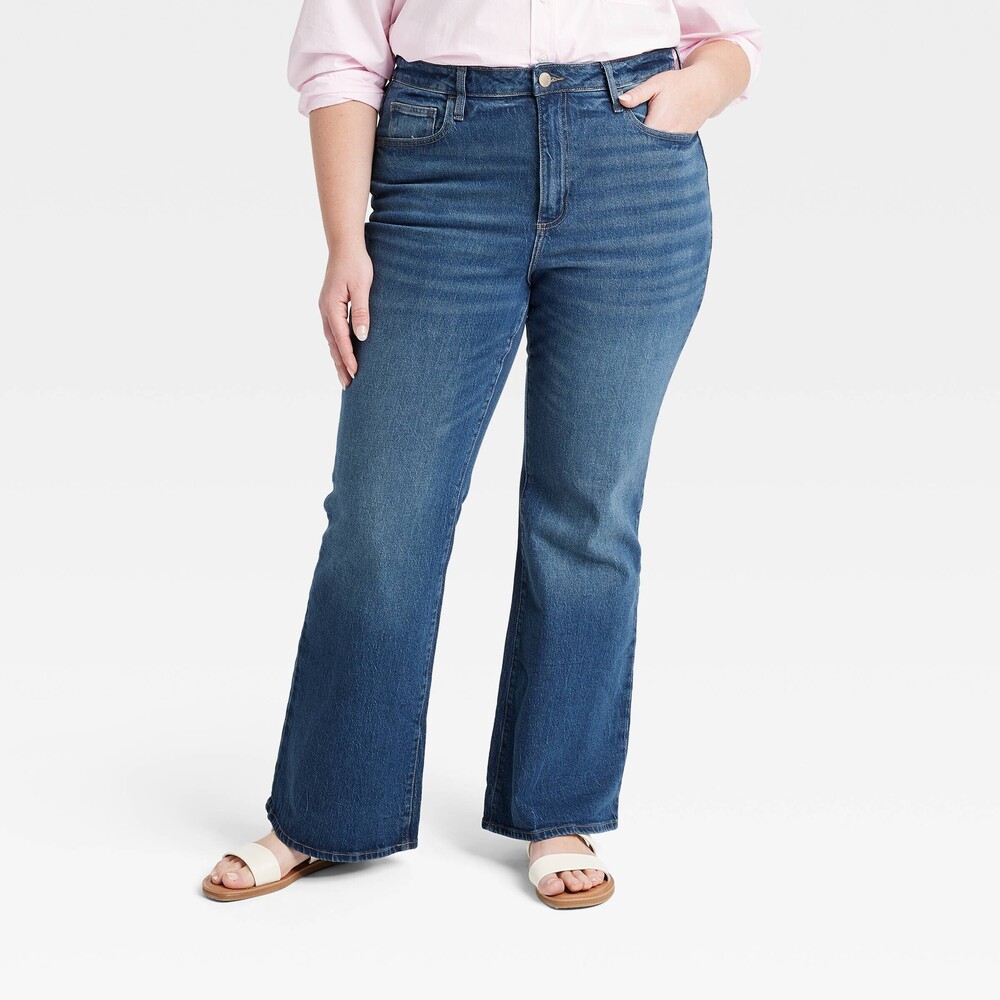 High-Rise Flare Jeans - Medium Wash 22